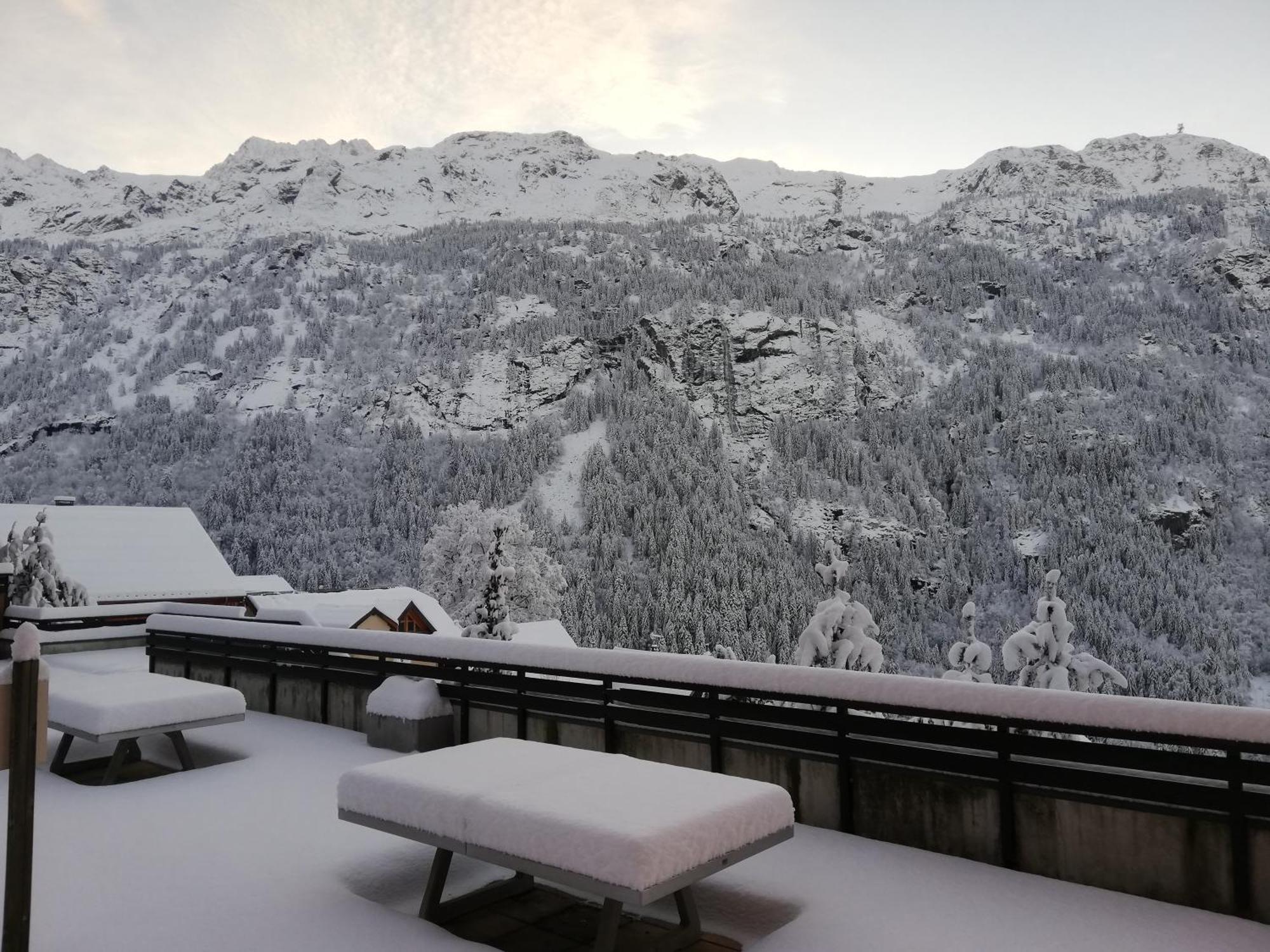 Apartamento La Belledone A Vaujany Exterior foto